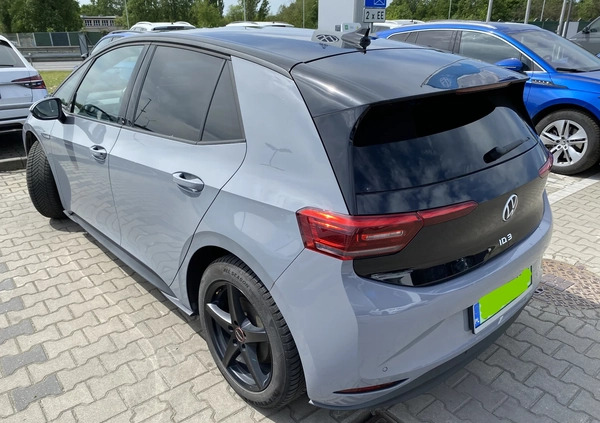 Volkswagen ID.3 cena 115000 przebieg: 33000, rok produkcji 2021 z Chorzów małe 37